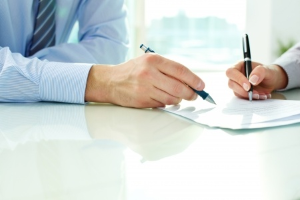 business contracts lawyer